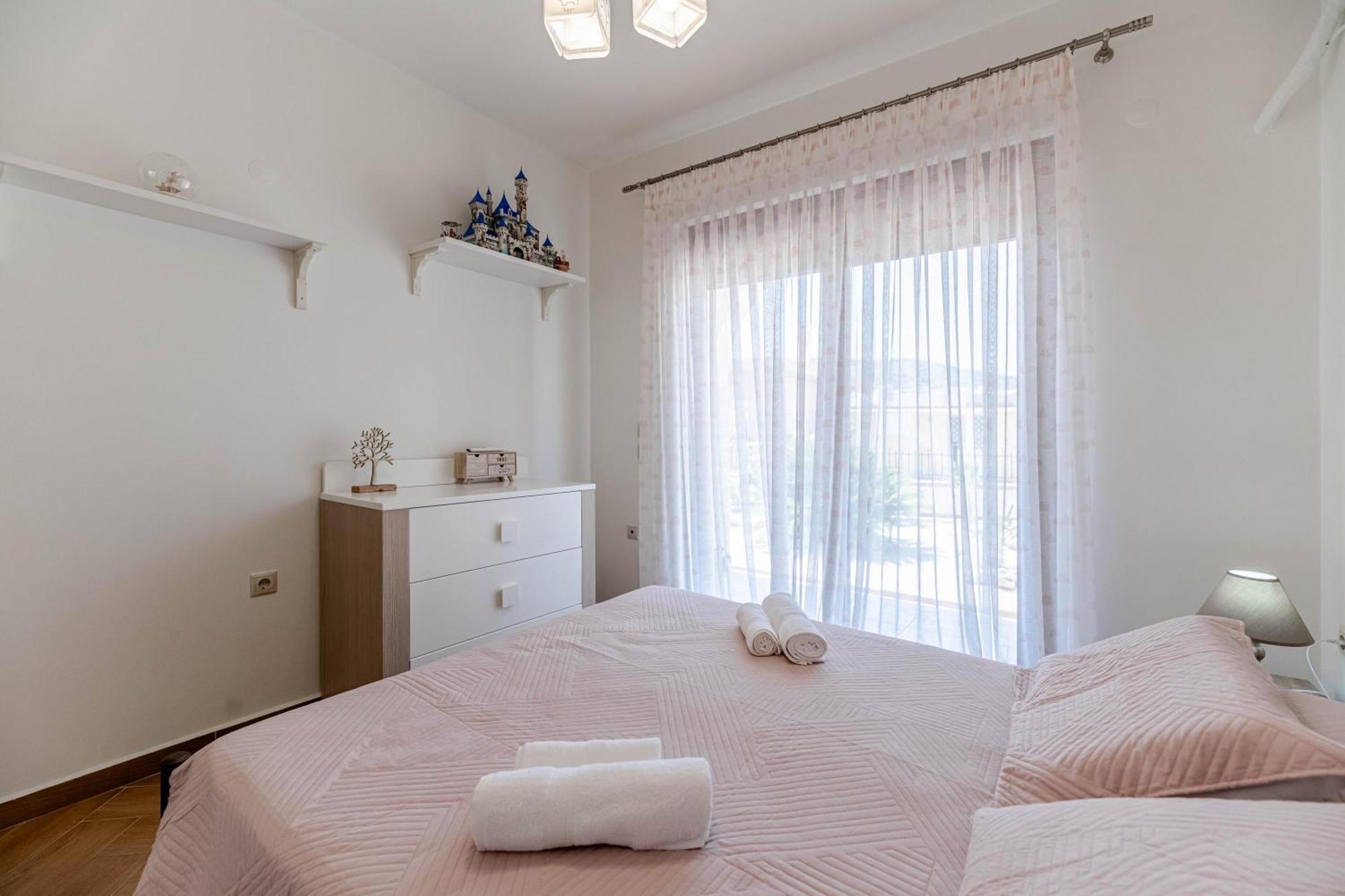 Kira's Lovely Massari Villa